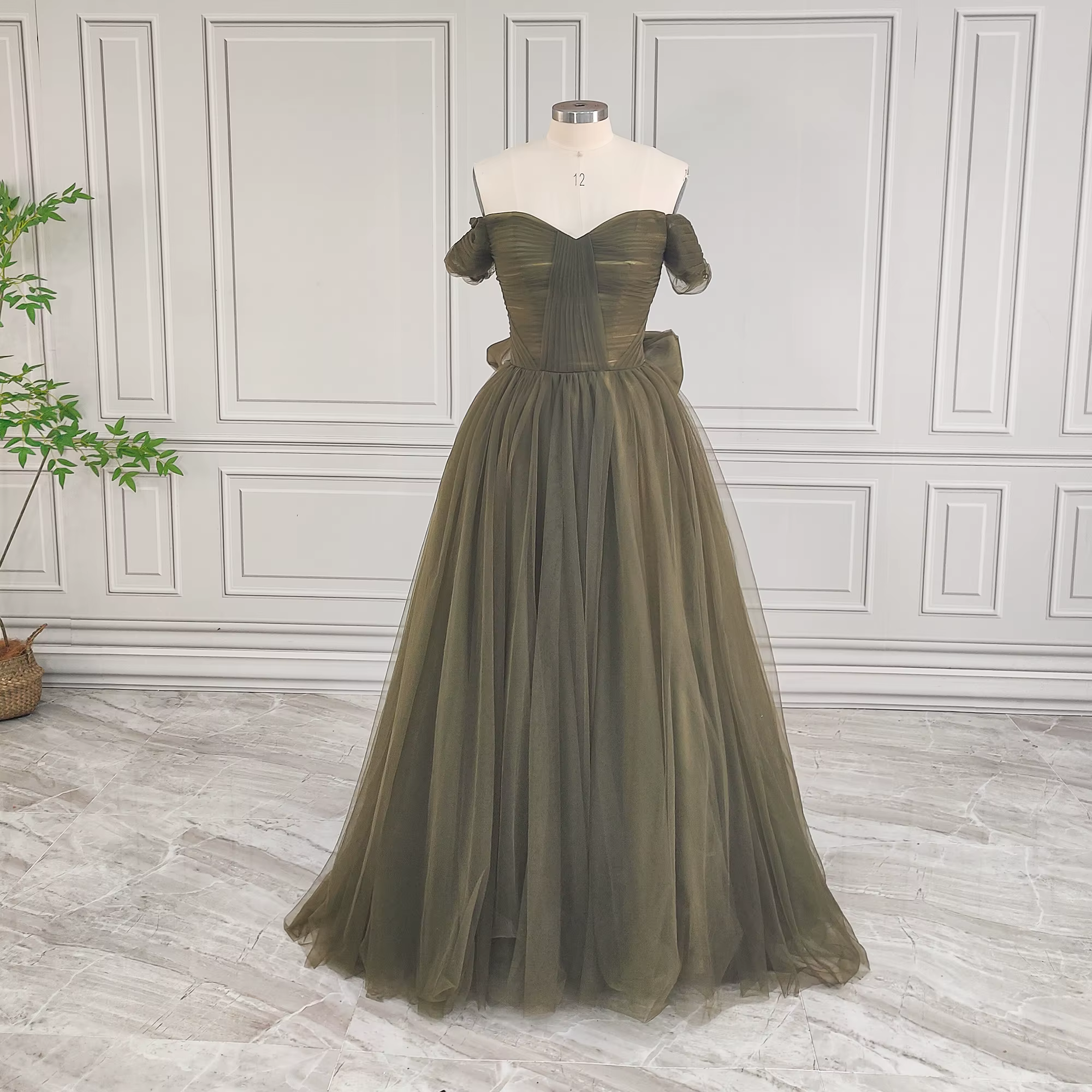 Elegant Off-Shoulder Pleat Tulle Evening Dress with Detachable Bow