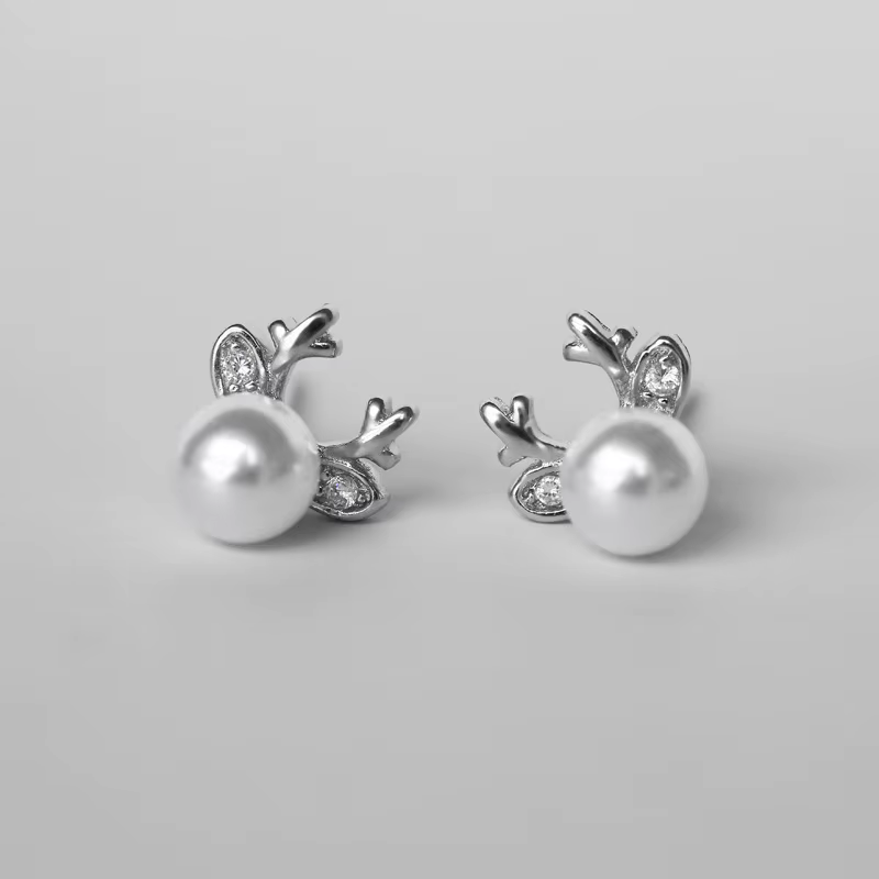 Elegant 925 Sterling Silver Antlers Pearl Stud Earrings for Women