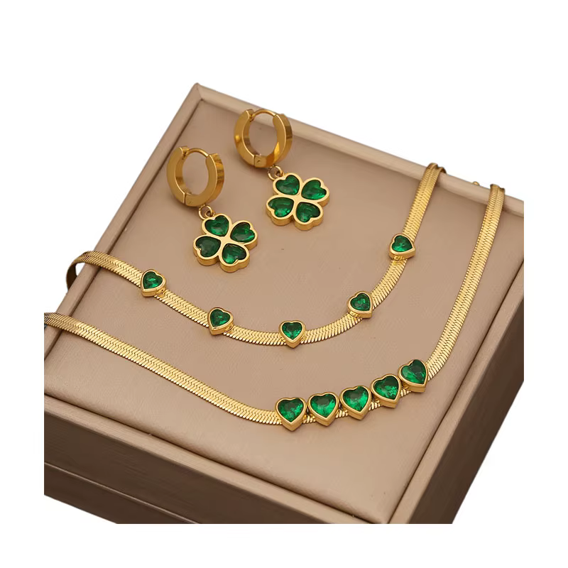 Emerald Zircon Heart Four Leaf Clover Jewelry Set - Gold Plated