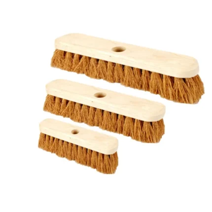 Coco Brush 18″ with Wooden Handle – Durable Natural Fiber Broom for Heavy-Duty Cleaning